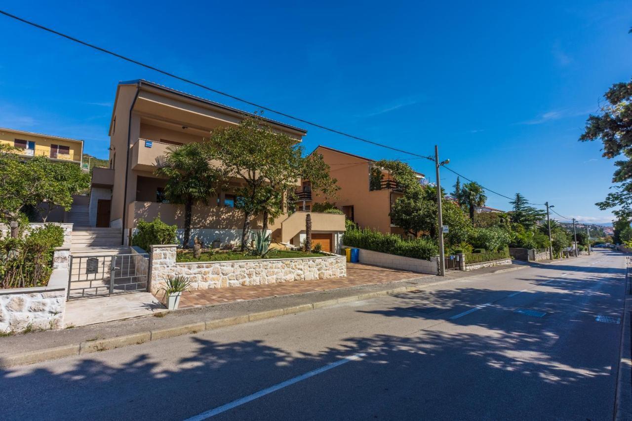 Apartmani Anita Dramalj Bagian luar foto